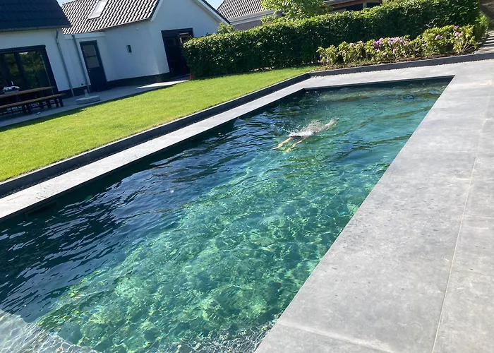 Voor Bezoek Dtrh 2-4 Personen *